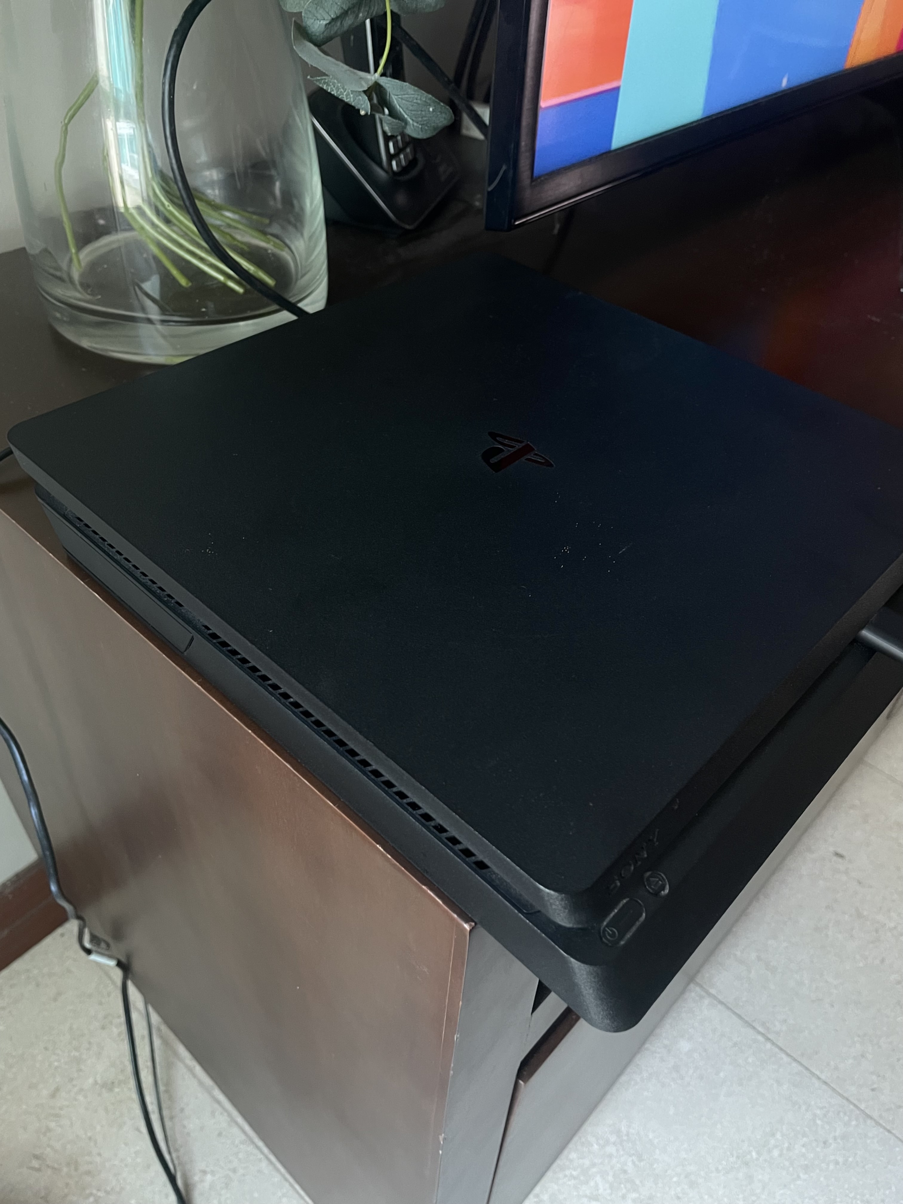 Sony PlayStation 4