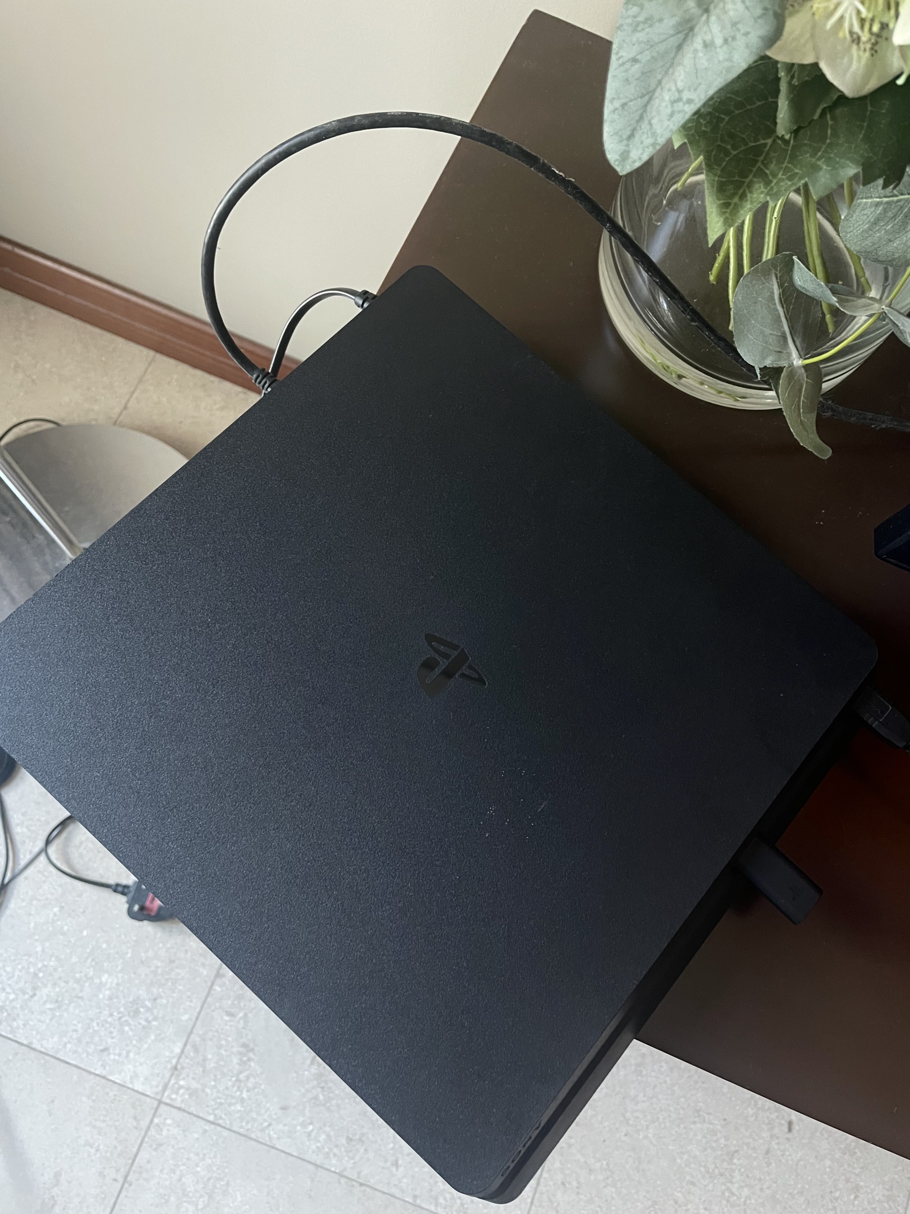 Sony PlayStation 4